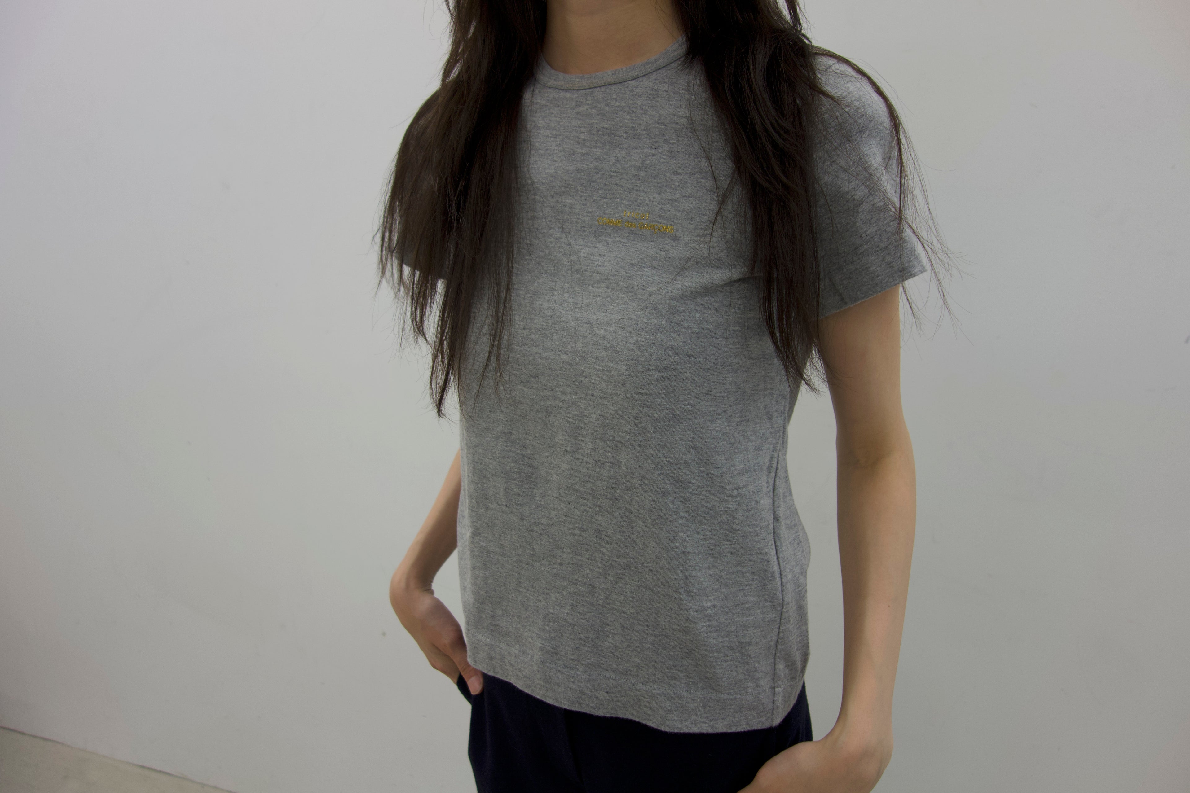 tricot COMME des GARÇONS small logo t-shirt